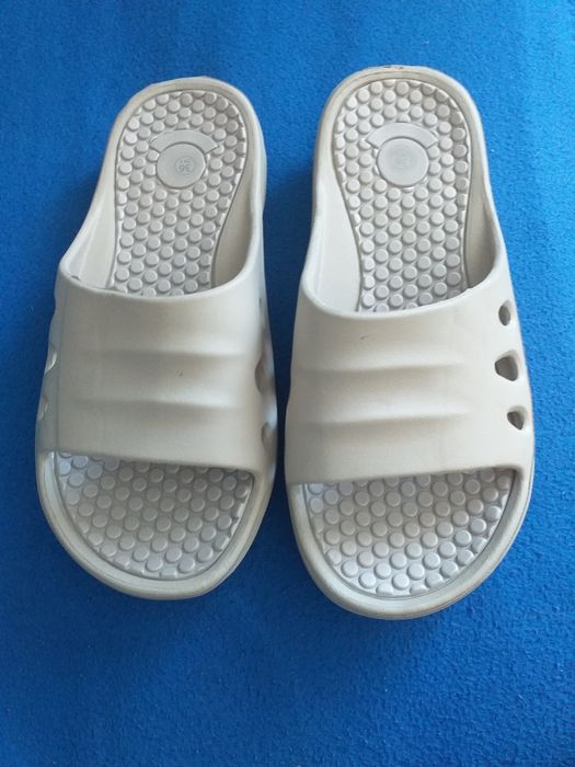 Klapki damskie na basen plaże