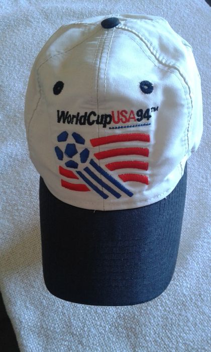 Chapéu/Cap oficial do Mundial de Futebol, USA 1994, como novo, muito estimado.