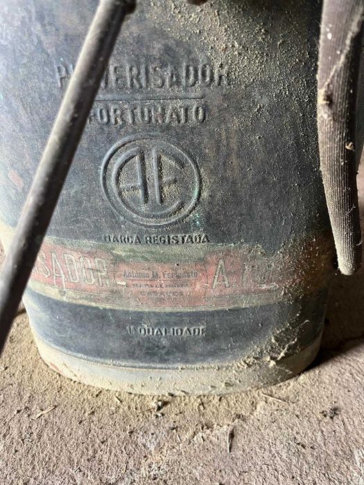 Máquina de sulfatar antiga Marca Registada António Fortunato