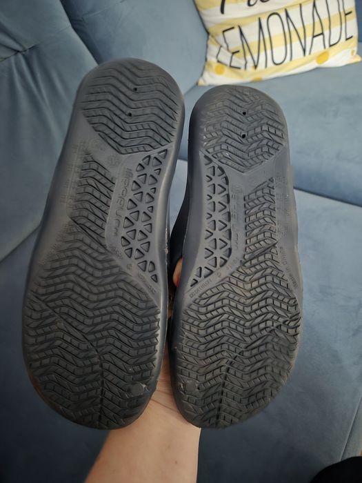 Klapki na basen  decathlon rozmiar 36/37