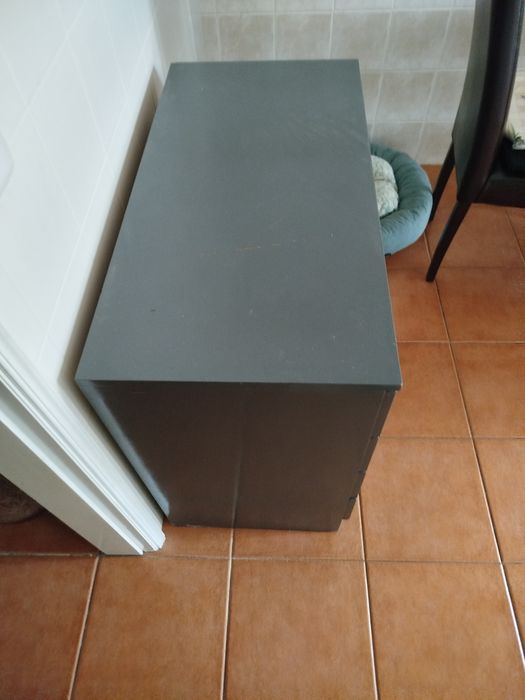 Cómoda de 4 gavetas