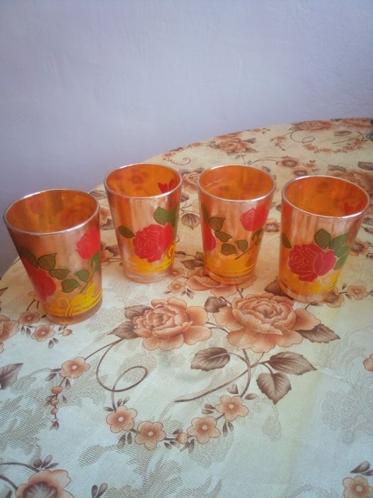 Продам  стаканы.