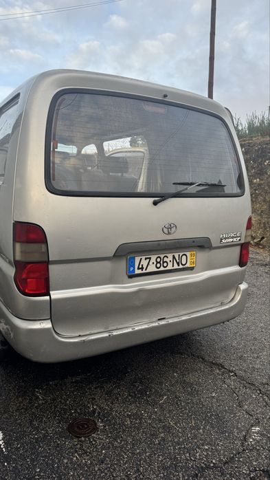 Toyota hiace 6 lugares