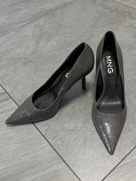 Туфлі лодочки Mango