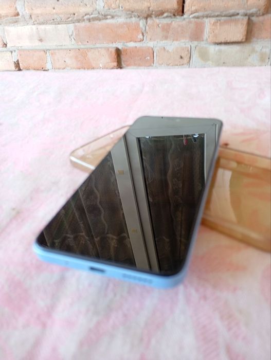 Продам редми 12 с коробкой