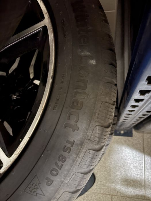 Pneus com jantes 235/50 R 18