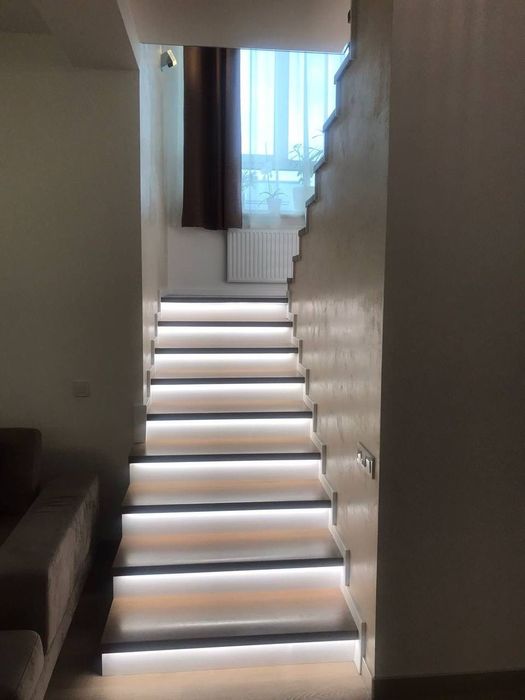 Продаж будинку с.Кожичі 285м.кв. 10сот землі 650000у.о.