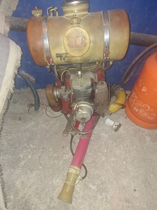 Vendo ou troco por sucata.