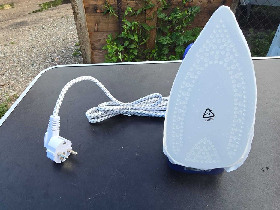Żelazko Turystyczne składane Aigostar 1100 W