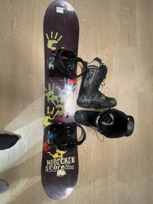 Komplet deska Nidecker 145, buty Salomon 41, wiazania Nidecker