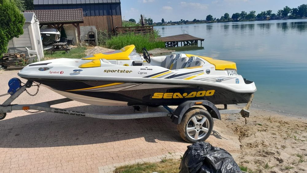 Sprzedam motorówkę sea doo sportster 215