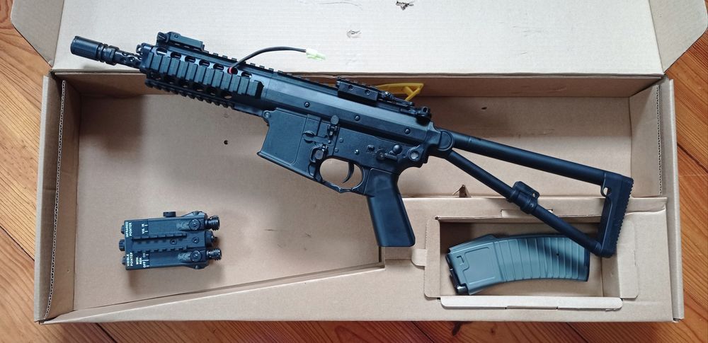 M4 PDW ( dobrável) Nova airsoft Double Bell