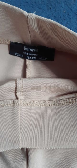 Getry kolarki bershka rower bieganie gym xs beżowe spodenki