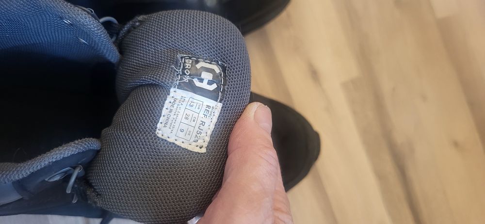 Buty męskie Cropp 43