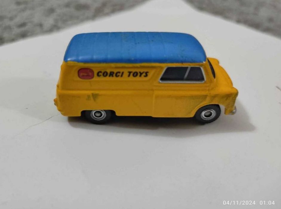 Corgi TOYS TrackSide