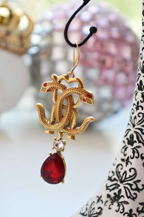 Роскошные серьги Roberto Cavalli со змеями красным кристаллом: 1