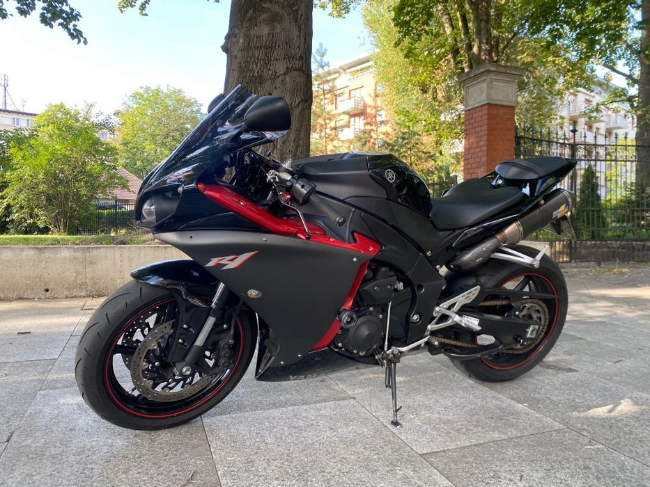 Yamaha r1 z 2010 rok zarejestrowana LeoVince