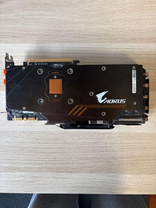 AORUS GTX 1080 Ti 11GB – sem imagem / para reparação