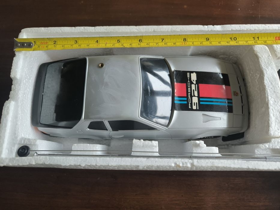 Porsche 924 Carro telecomandado/ controlo remoto (anos 80)