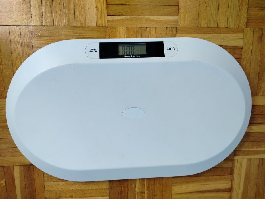 Waga Dziecięca Elektroniczna Dla Niemowląt Wyświetlacz LCD do 20KG