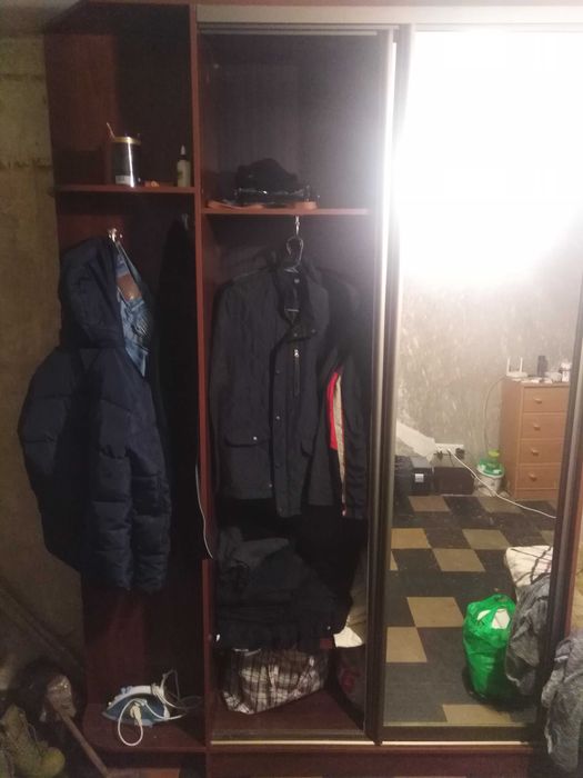 Шкаф купе дзеркальний