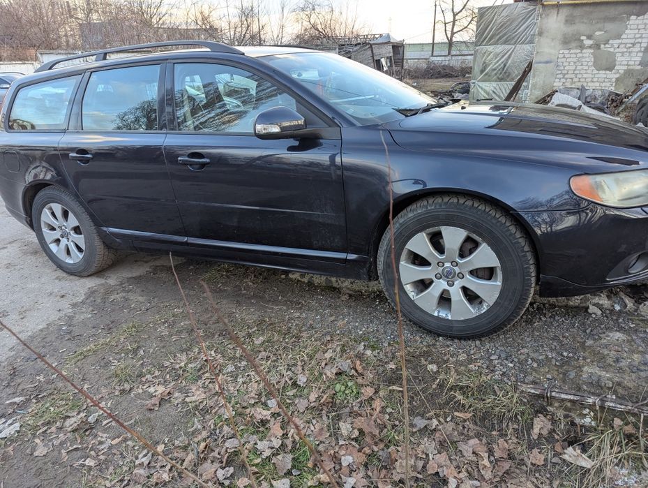 Передок Volvo V70 lll бампер комплект