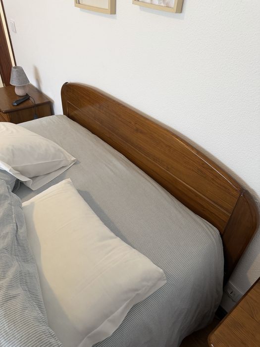 Vendo cama de casal
