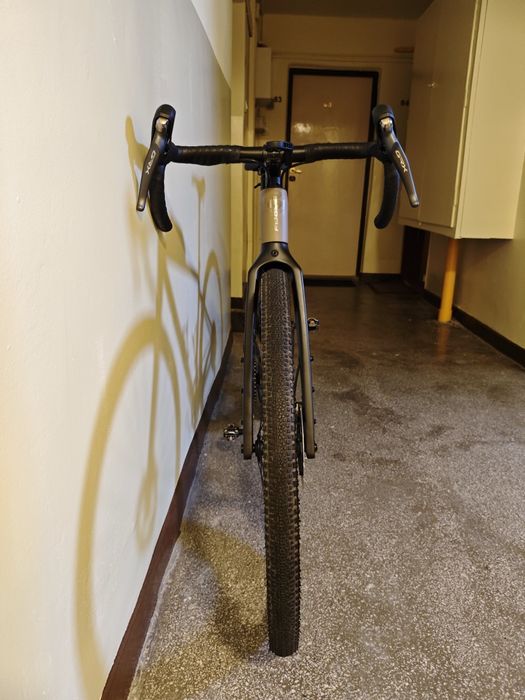 Gravel Focus Atlas 6.9 model z 2023r.