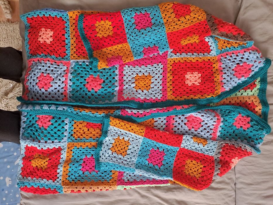 Sweter handmade robiony na szydełku, r. L