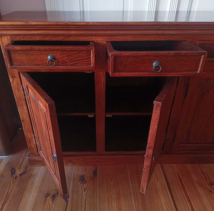 Duża komoda palisandrowa w stylu kolonialnym, marki Almi Decor