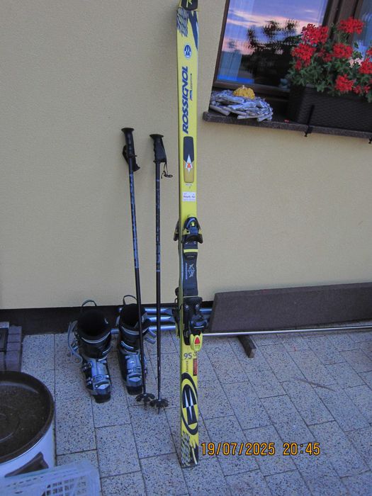 narty Rossignol , buty , kijki