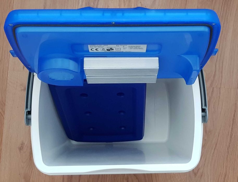 Lodówka turystyczna Ezetil Electric Coolbox E 26