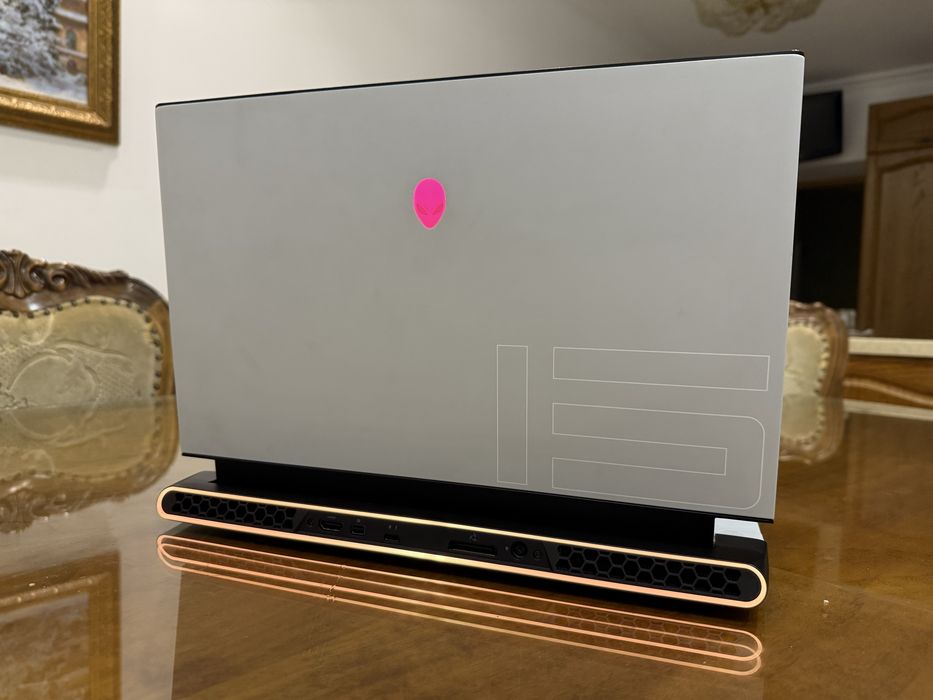 Dell Alienware m15 R4 15.6 300Hz: 44 000 грн. - Ноутбуки Київ на Olx
