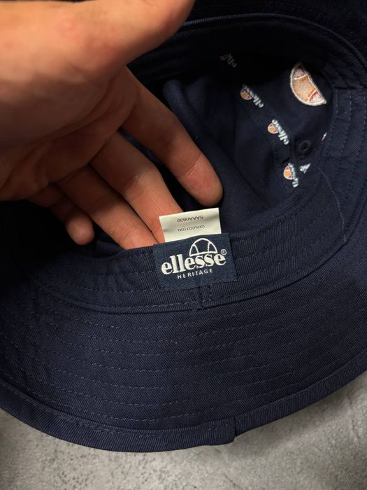 Панамка Ellesse, з 2 полосками