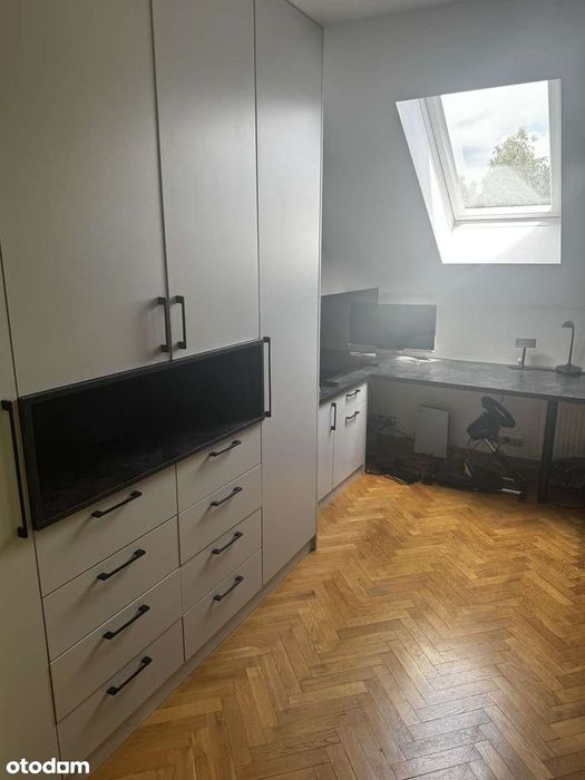 Elegancki dom pod lasem KPN