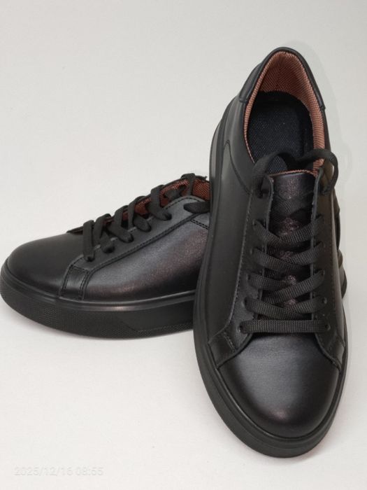 Жіночі кеди кросівки з натуральної шкіри