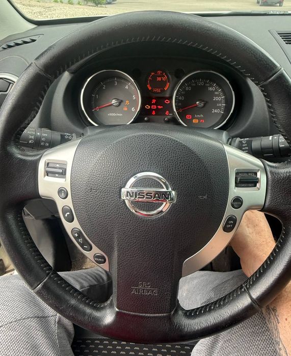 Продам Nissan Qashqai