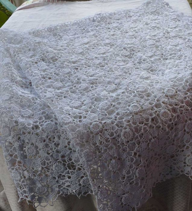 Madeiran crochet tablecloth / Toalha em crochet Madeirense