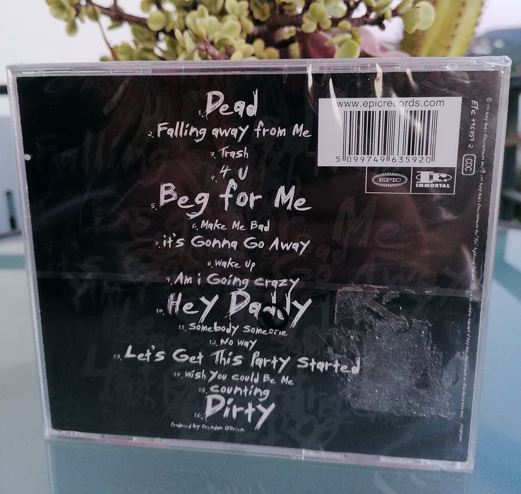 Cd KORN - Issues (NOVO)