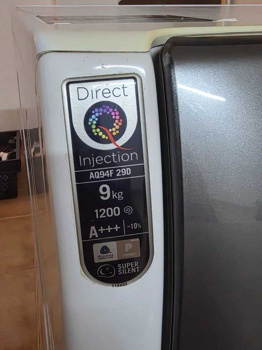 Máquina de lavar roupa Ariston Hotpoint AQ94F