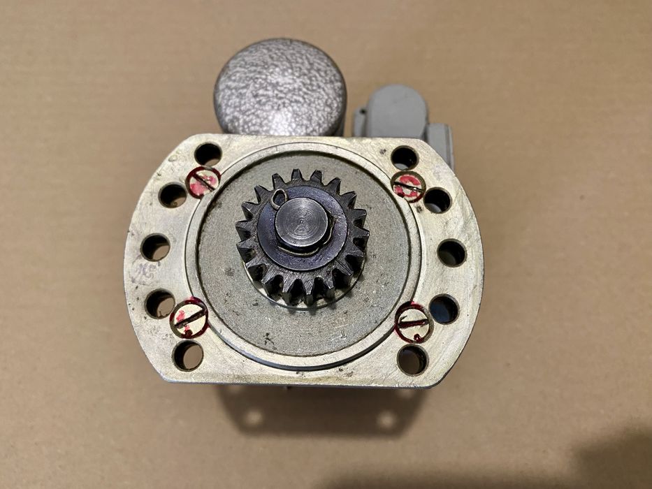 Авиационный электромеханизм УР-10 2С 250