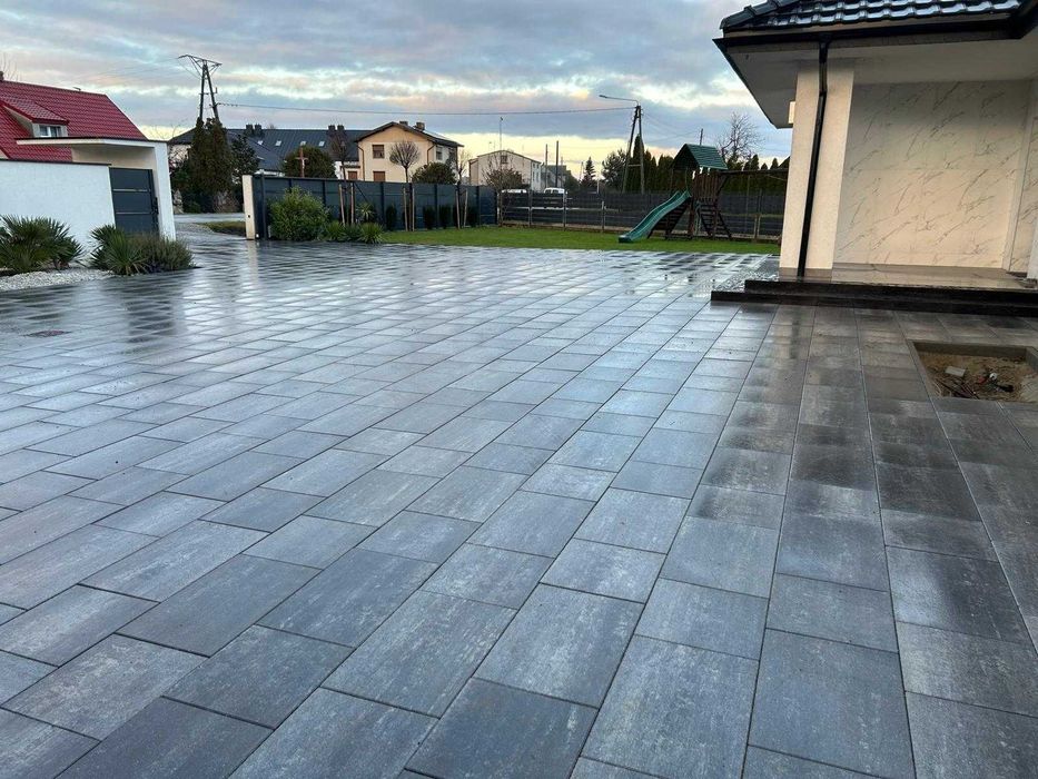 Układanie kostki brukowej, roboty ziemne, koparka – Kępno i okolice