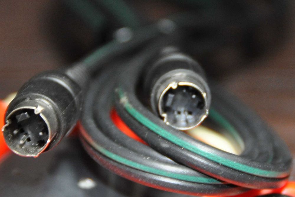 Аудио видео кабель mini DIN 4 - mini DIN 4, SVHS, 1.5 м