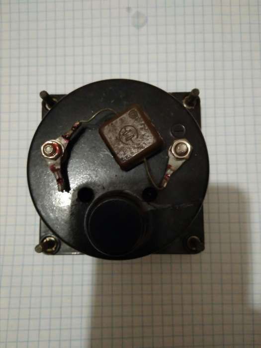 Вольтметр постійної напруги