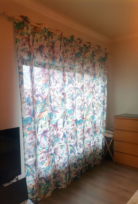 Tropical Curtain64729935005569122