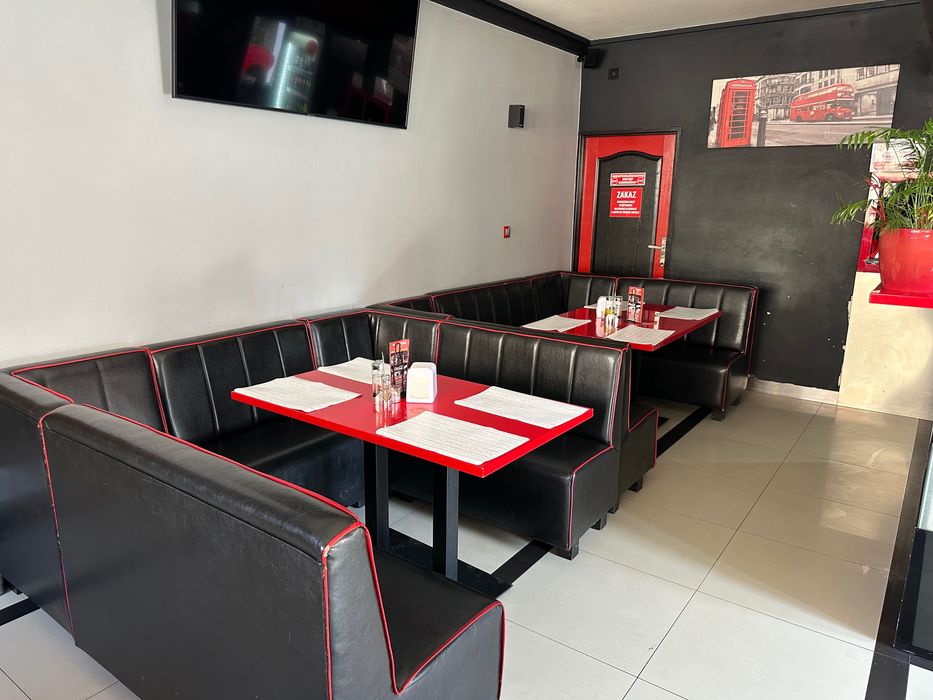 Kanapy i pufy do lokalu