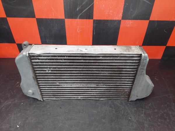 Radiador do intercooler MITSUBISHI TRUCKS Canter
