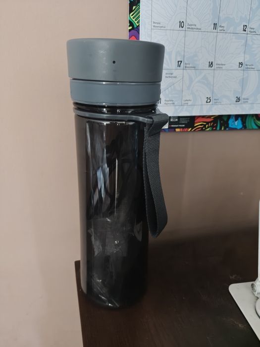 Kamera ukryta w bidonie