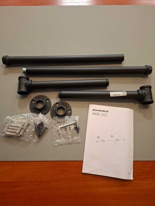 Naścienny wieszak na ubrania, czarny metal