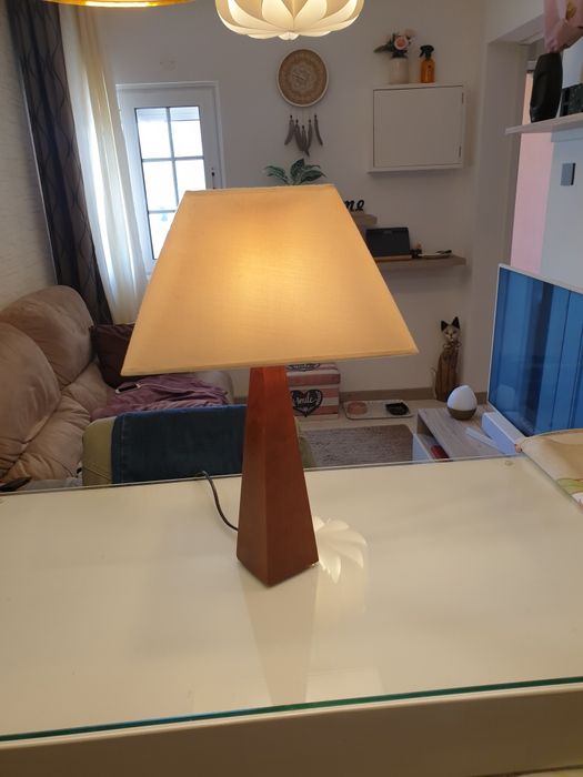 candeeiro em madeira